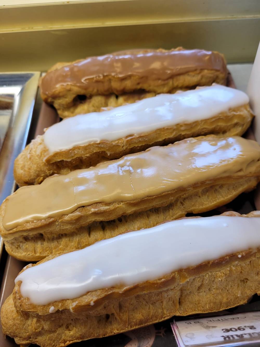 eclairs
