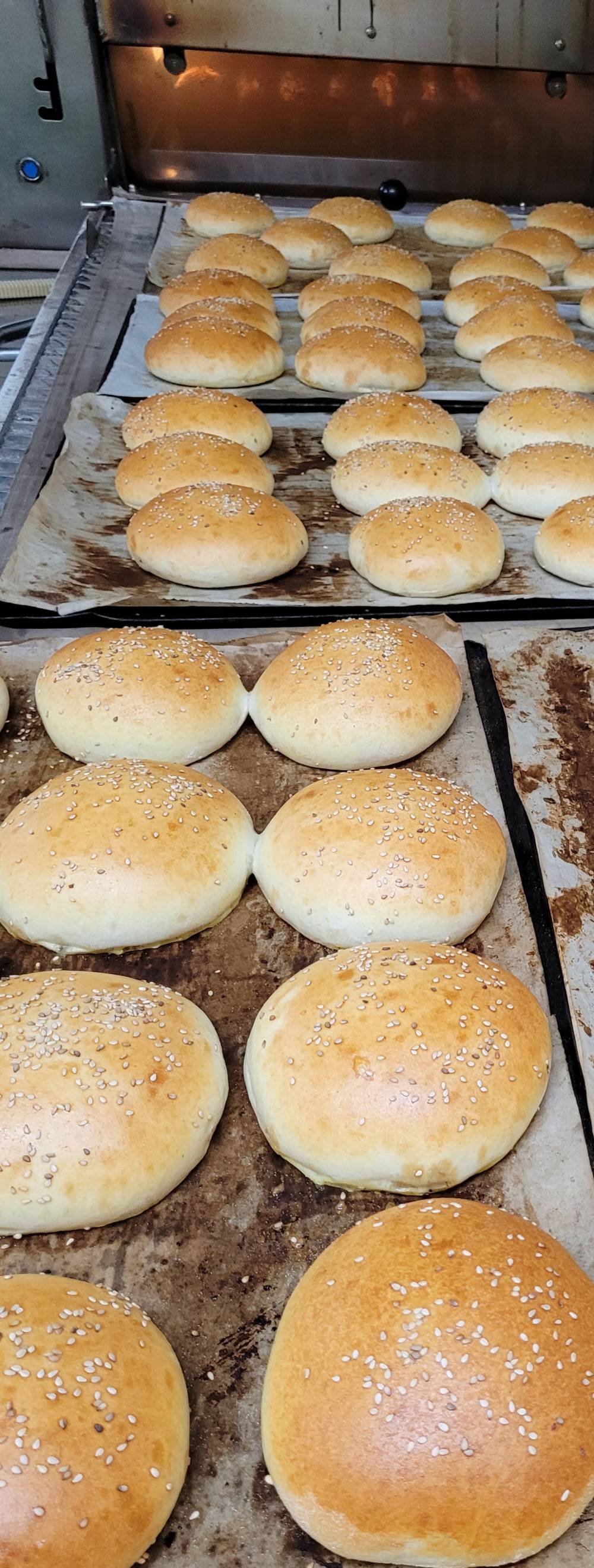 petits pains sortis du four